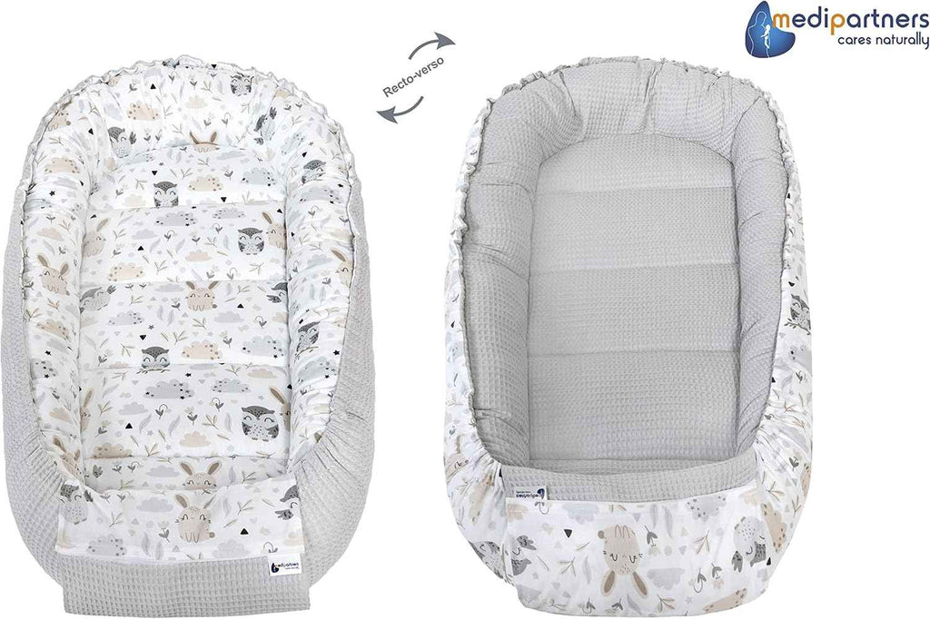 Medi Partners Reducteur de Lit Bebe - Réducteur Bébé 100x60x15cm Cocon et Naissance couffin Nid d'ange 100% Coton Gaufre (Glade avec Gaufre Grise)