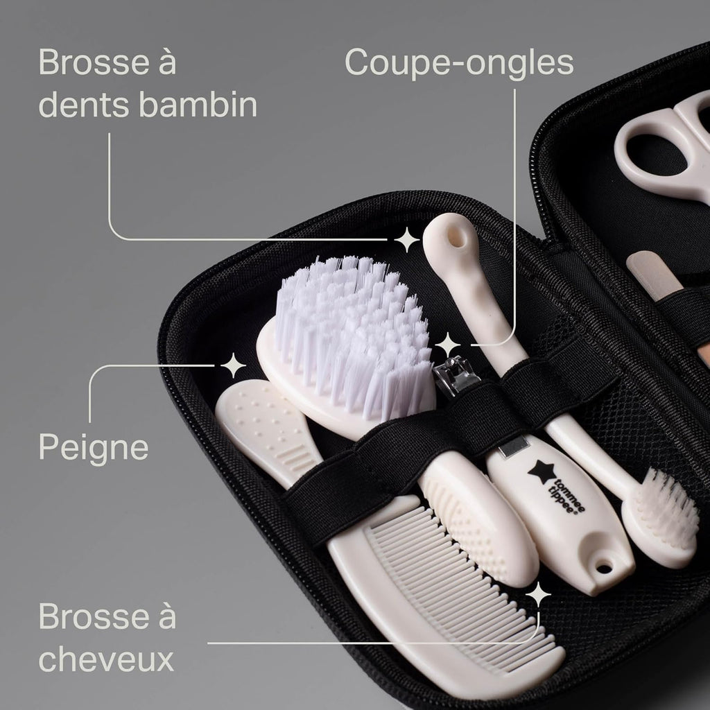 Tommee Tippee Kit de Soin Bébé, Trousse Complète et Transportable, Thermomètre et Ciseaux pour Bébé, Pratique et Hygiénique - BabyNestia